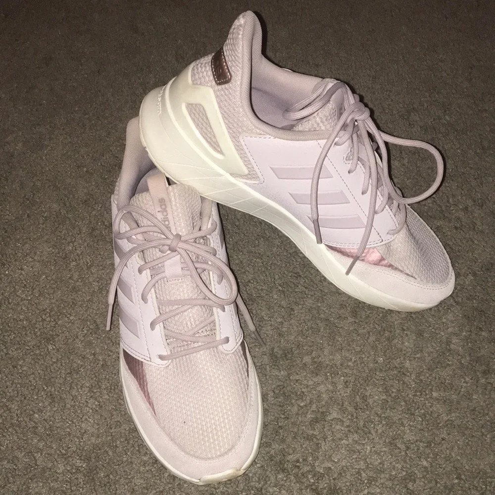Adidas Women’s Questarstrike X Sneaker Ice Purple Course A PIED F97658